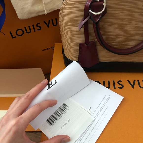 Louis Vuitton Alma BB - Picture 2 of 13